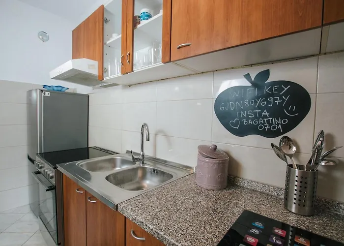 Апартаменты Bagattino-trogir Near Old Town