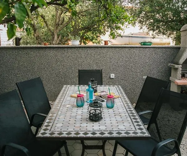 Апартаменты Bagattino-trogir Near Old Town *