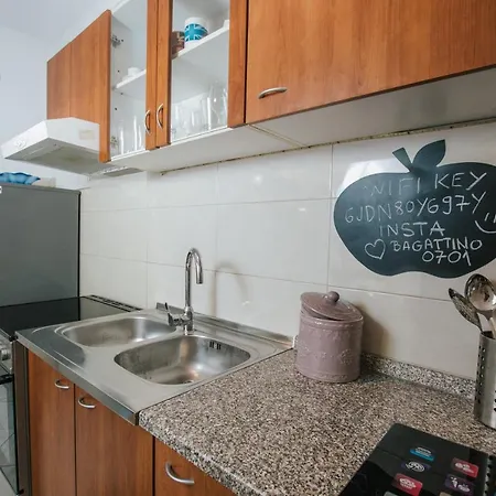Apartment Bagattino-trogir Near Old Town